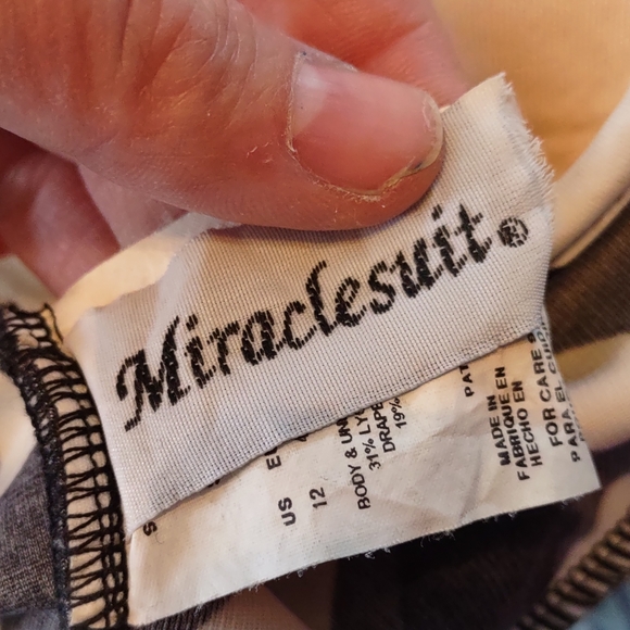 Miraclesuit size 12 - Picture 2 of 6
